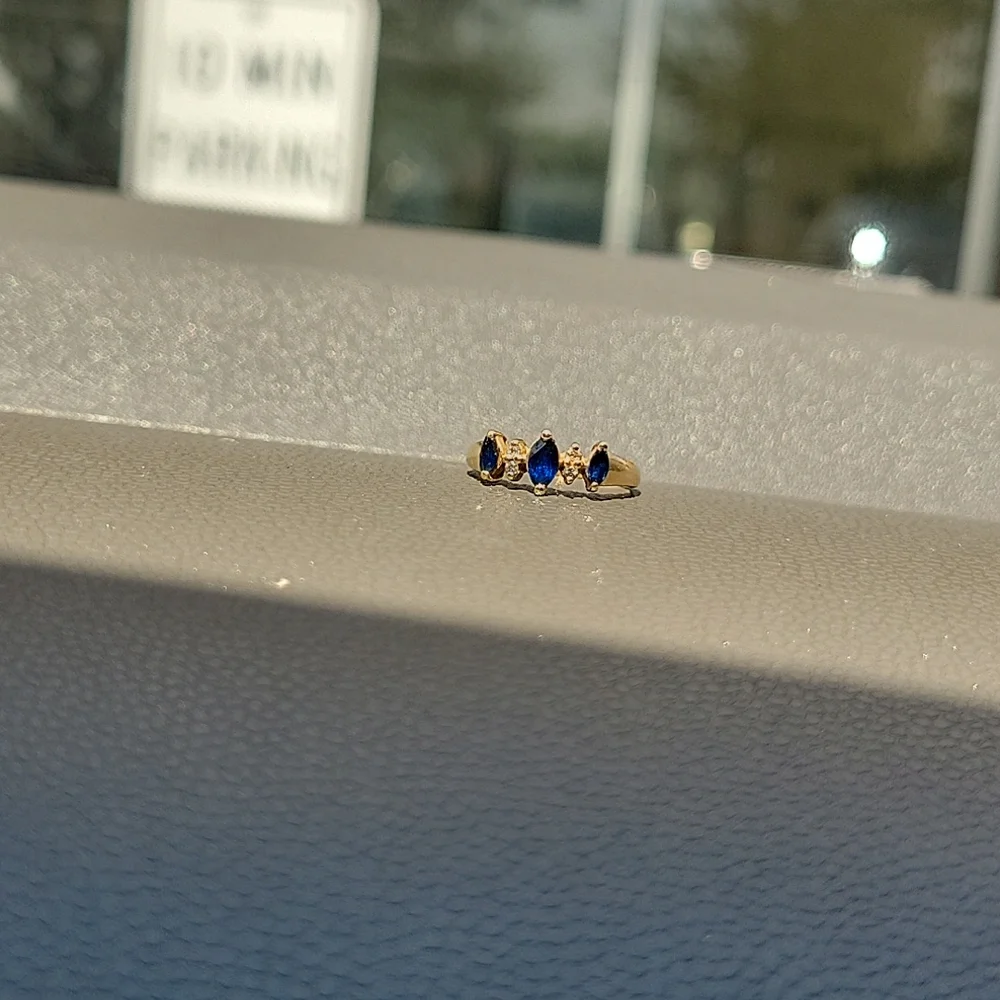 Ring - Picture 3 of 3